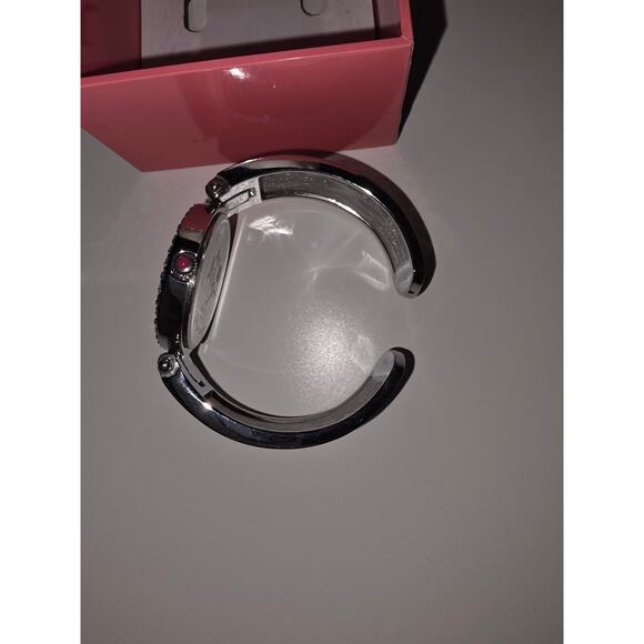 NWT Betsey Johnson Women's Watch Silver-Tone Crystal Bezel Pink Dial Gift Glam - Picture 4 of 6